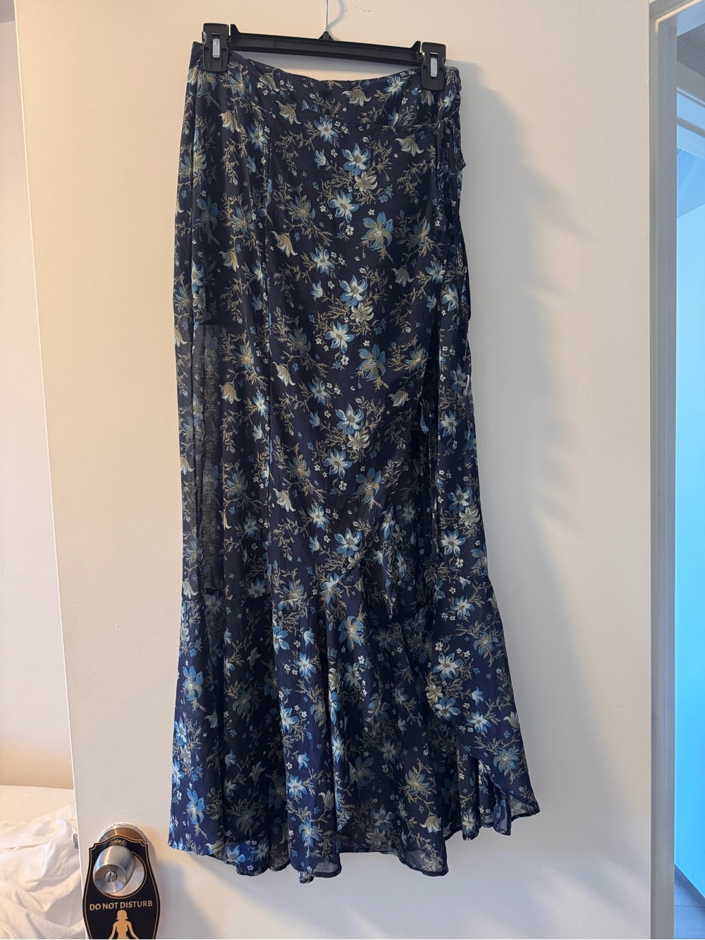 Free People Tie-Side Detail Floral Print Boho Maxi Skirt - Size 4, NWT - Picture 4 of 5